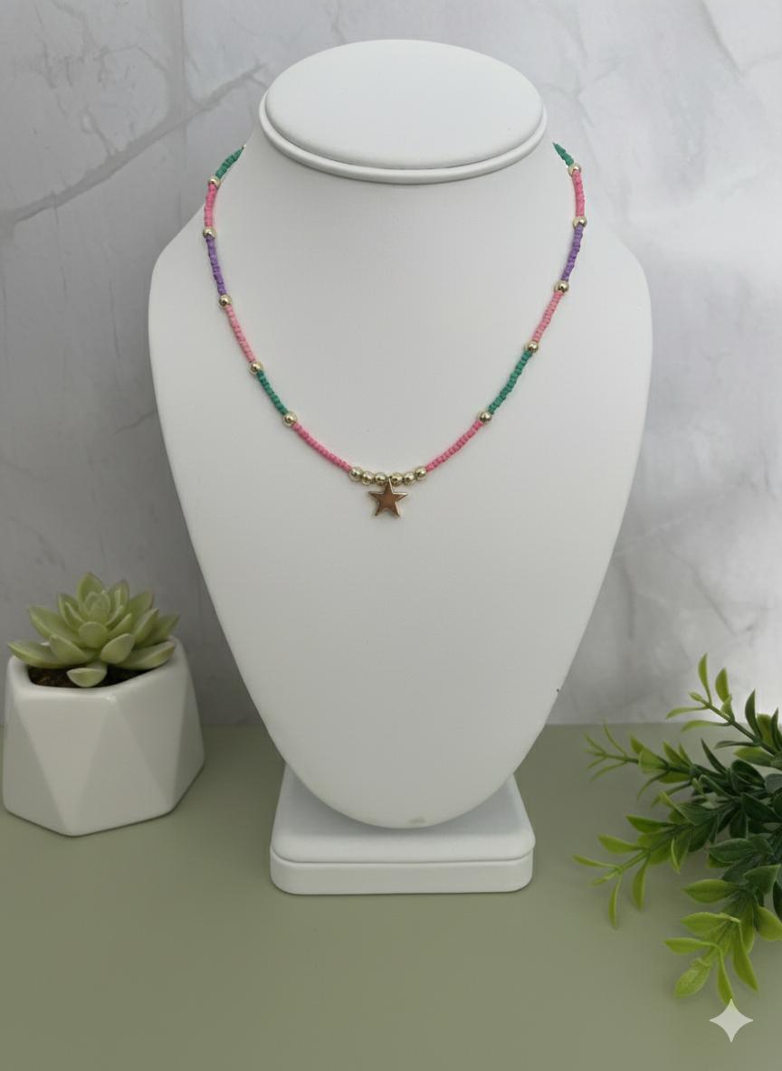 Colorful Beaded Star Necklace – Pink & Green Seed Bead Choker with Gold Star Charm, Dainty Boho Jewelry Gift for Her